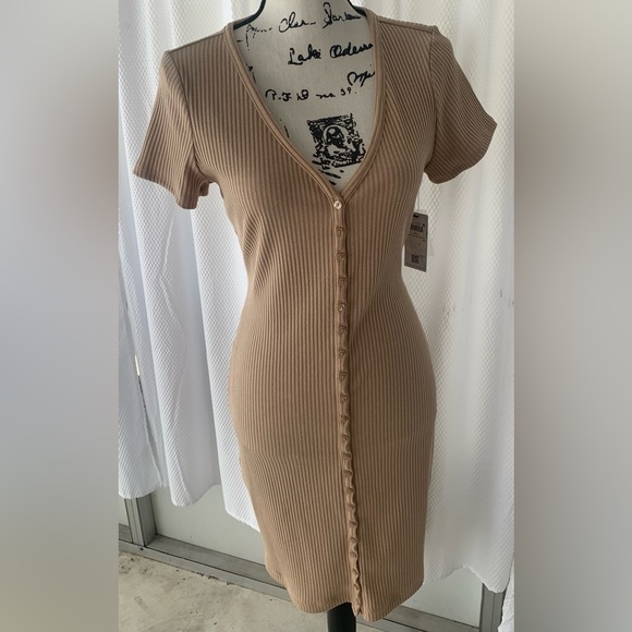 Guess Dresses & Skirts - New Guess Raylynn Henley Ribbed Dress